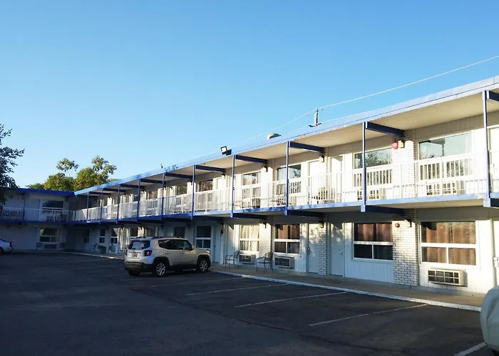 Motel: Canadas Best Value Inn Niagara Falls