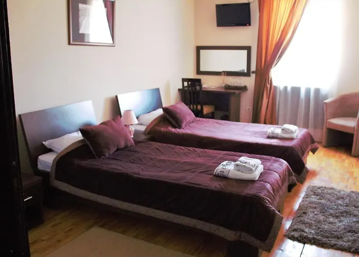 Garni Hotel City