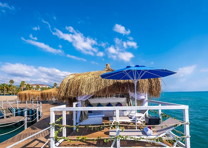 Blue Marlin Deluxe Spa & Resort