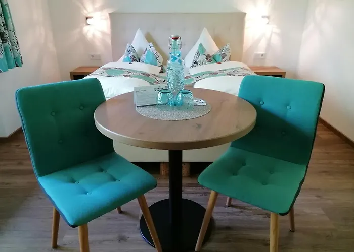 Hotel: Pension Claudia Zell Am See