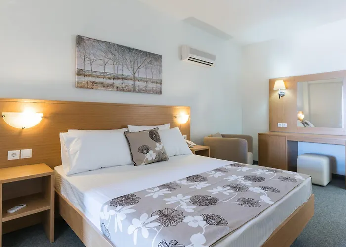 City Center Hotel