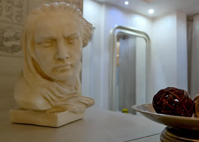 City Of Art Venice Lloyd