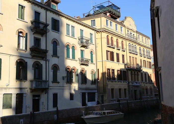 Casa Dei Cavalieri