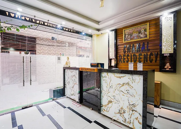 Hotel Chahal Residency