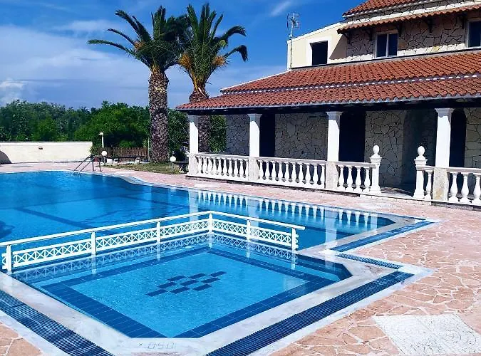 Romantic hotel: Blue Sky