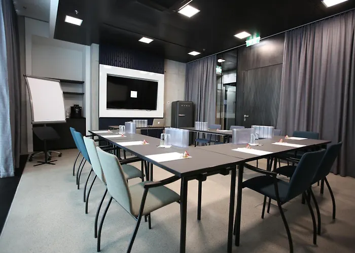 Luxury hotel only: Arte Hotel Salzburg