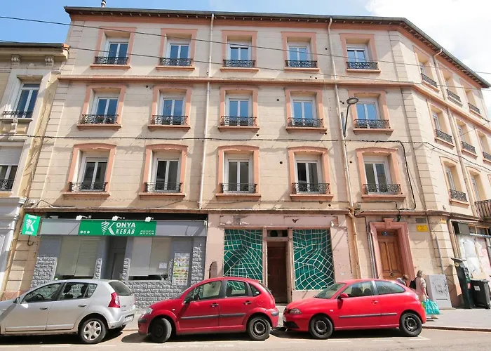 Le Zèbre, T1 hypercentre chic et cosy, Wifi par SOVALFI