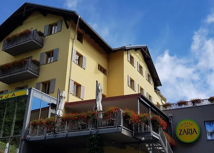 Hotel Zarja