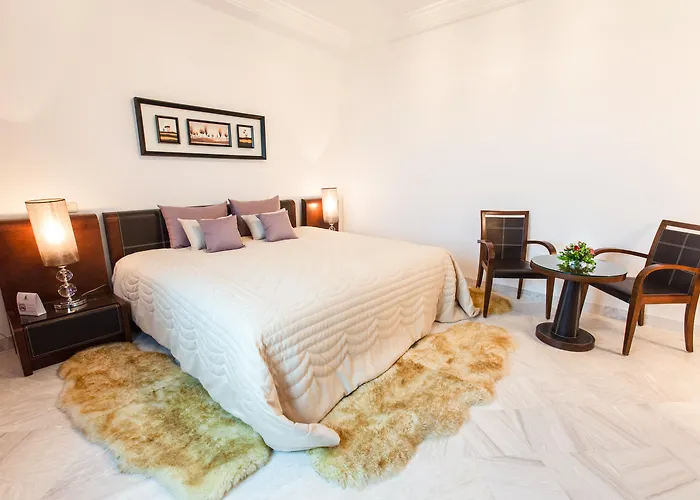 The Penthouse Suites Hotel
