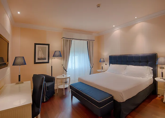 Hotel con piscina: Grand Hotel Palazzo Livorno MGallery Collection