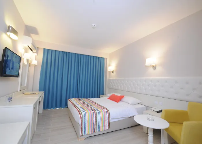 Strandhotel: Tropical Hotel