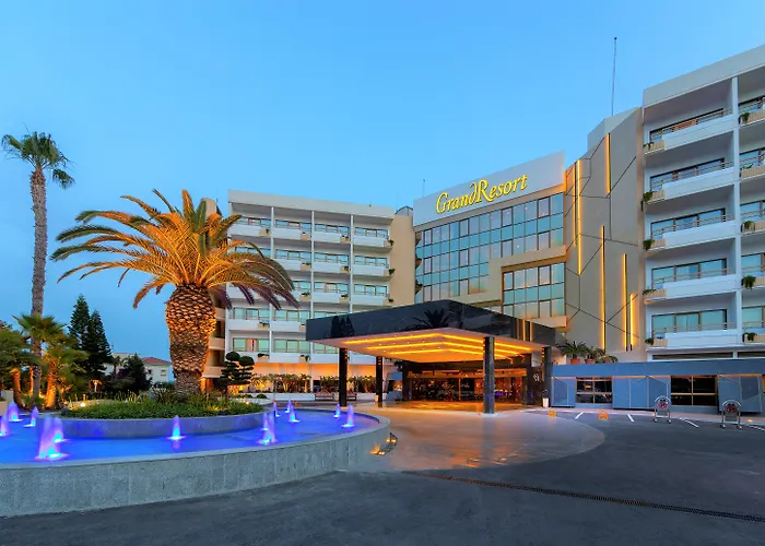 Golf Hotel: The Grandresort - Leonardo Limited Edition