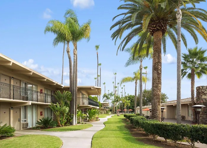 Self catering: Ramada By Wyndham San Diego North Hotel & Conference Center