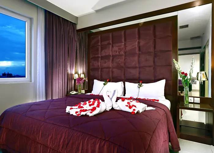 Royal Palm Hotel & Conference Center Cengkareng