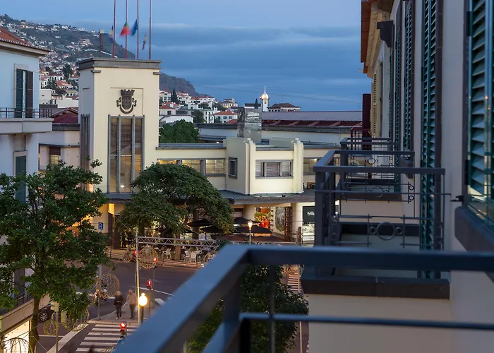 Alojamentos: The Marketplace By Storytellers