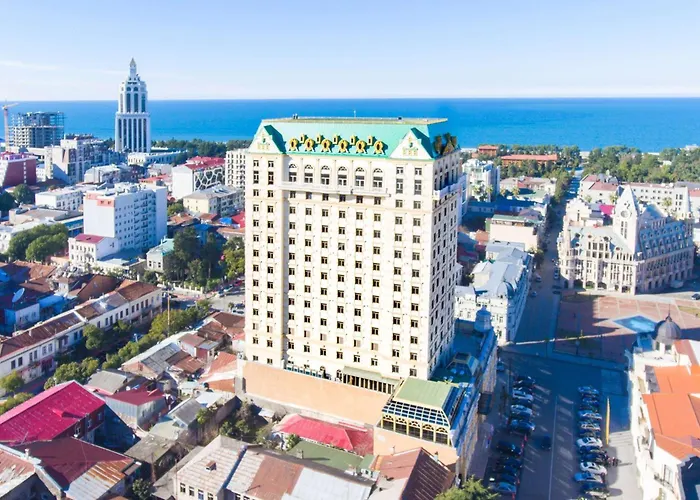 5 star hotel: Wyndham Batumi