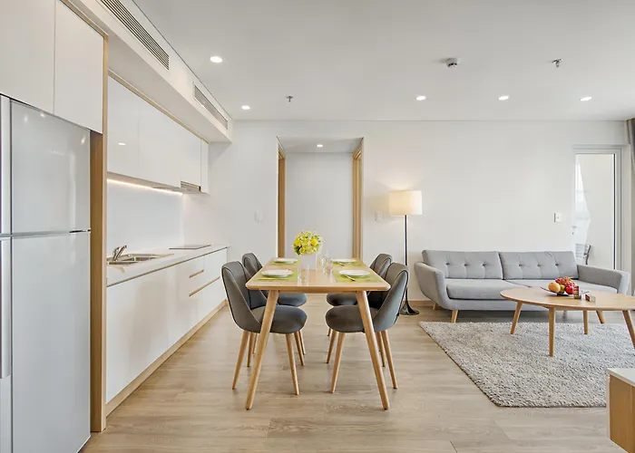 Motel: Zen Diamond Suites Hotel