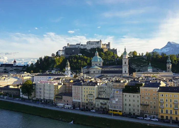 Hotel near College: Cocoon Salzburg