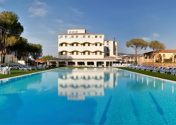 Hotel di lusso: AHR Baja Hotel&Spa Cannigione