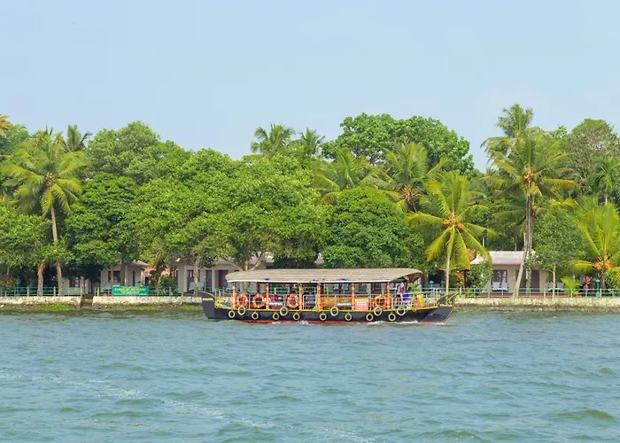 Cheap hotels Illikkalam Lakeside Cottages