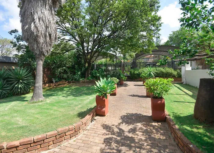 Dog friendly hotels Spacious Menlyn Maine