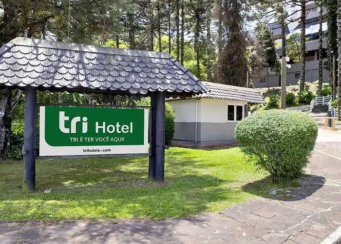 Tri Hotel