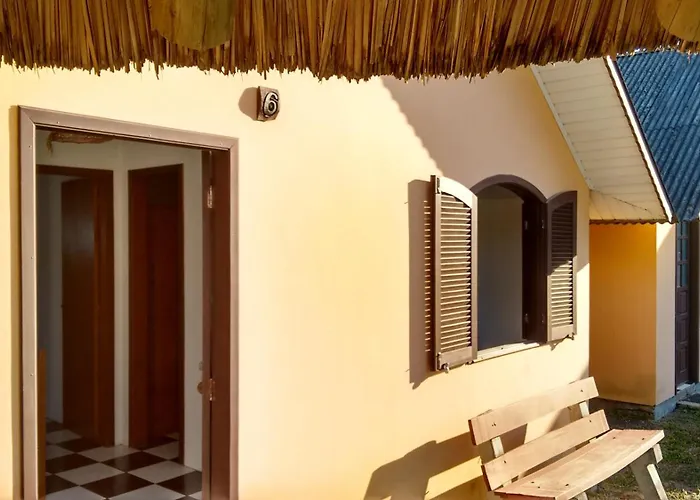 Hotel de praia: Villa Chá by Charibas
