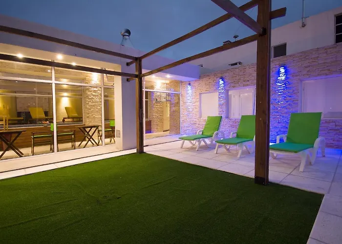 Hosteria Los Tilos