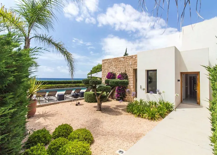 Villa Algarrobos