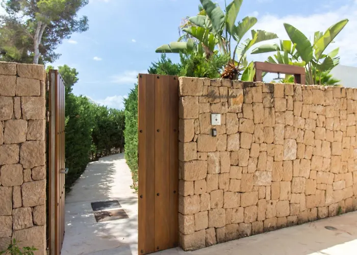 Villa Algarrobos