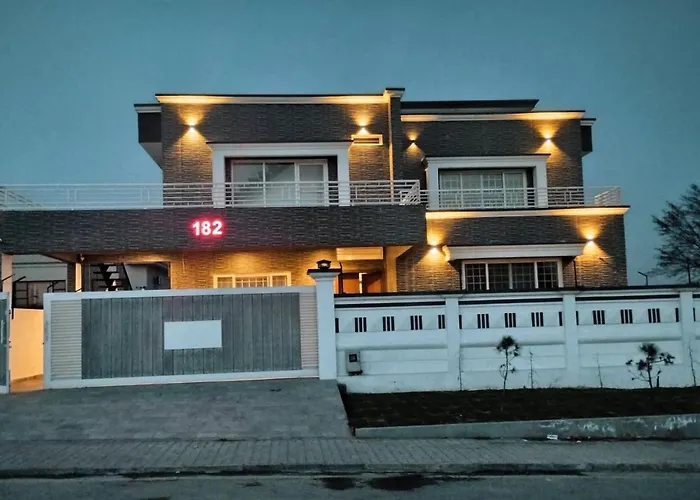 Islamabad Travelodge Guest House