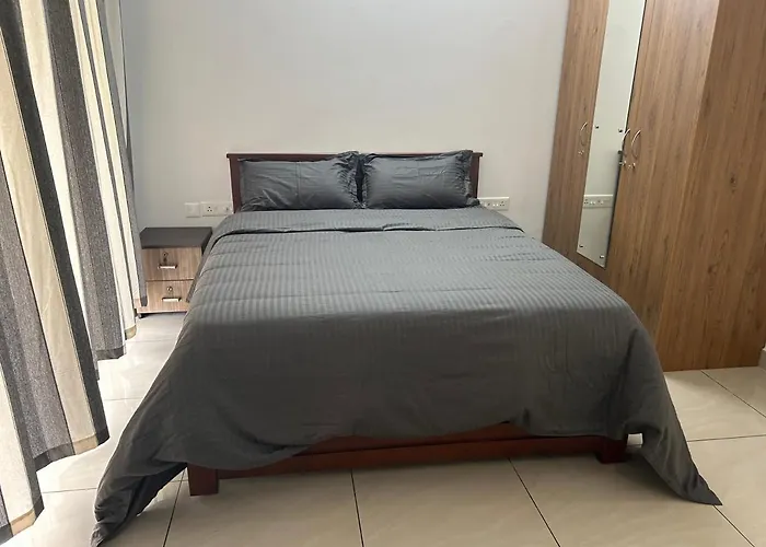 Lux Serviced Apartments