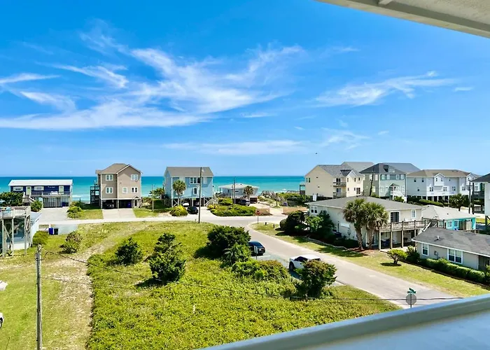 302 Queen Suite, 3Rd Floor Low Tide