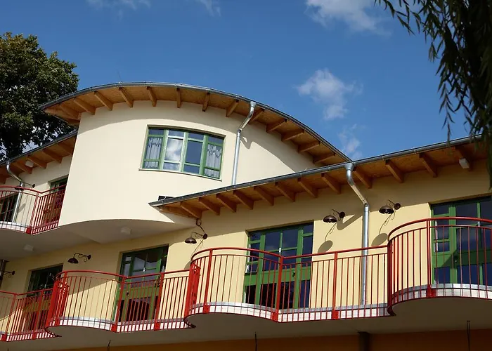 Seminar- und Gästehaus Flussbad Gartenstrasse