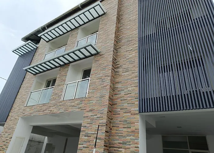 Lux Serviced Apartments