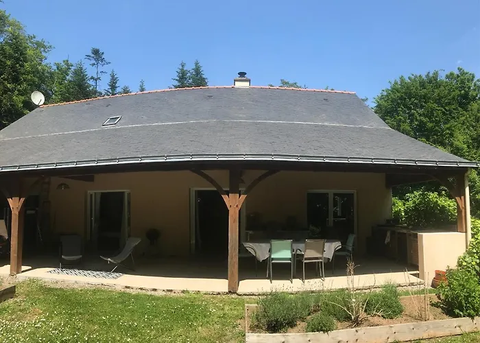 Chambre calme sur terrasse - proche Canal Nantes à Brest