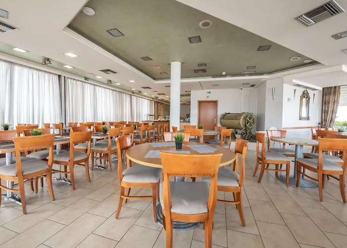 Resort: Athens Golden City Hotel