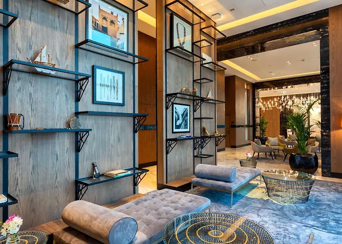 5 star hotel: Taj Jumeirah Lakes Towers