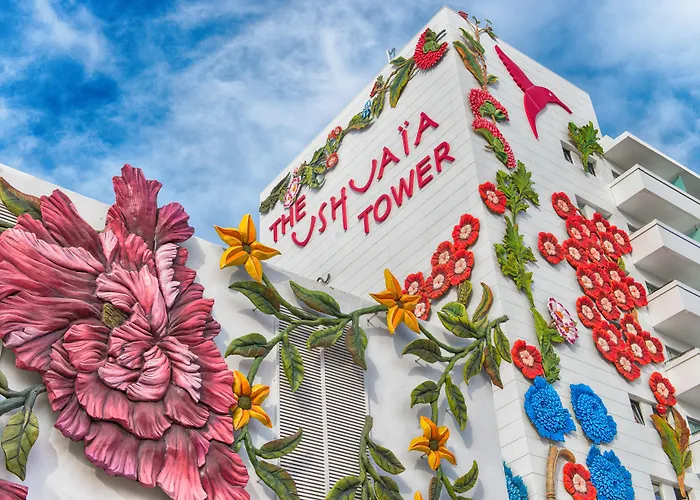 Hotel cerca del aeropuerto: The Unexpected Ibiza Hotel - Ushuaia Club Entrance Included (Adults Only)