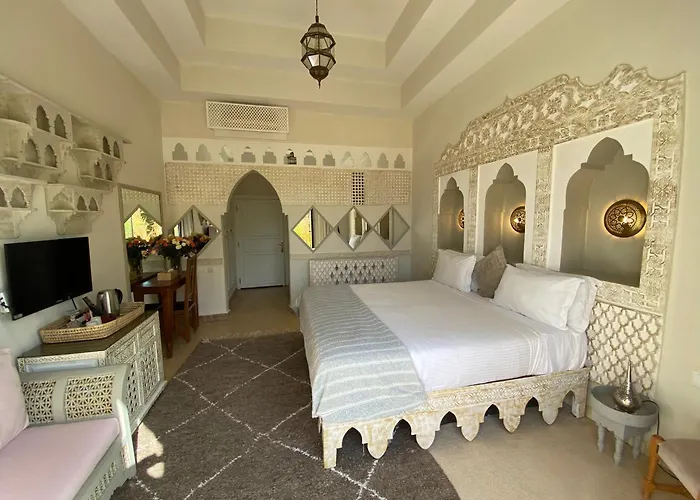 La Villa Des Golfs & Pinkcactus