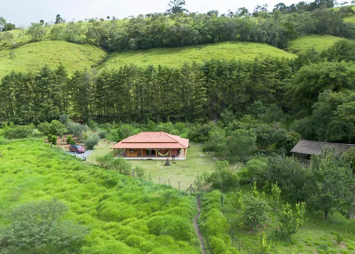  Casa Pomar no Sitio Harmonia Cunha SP