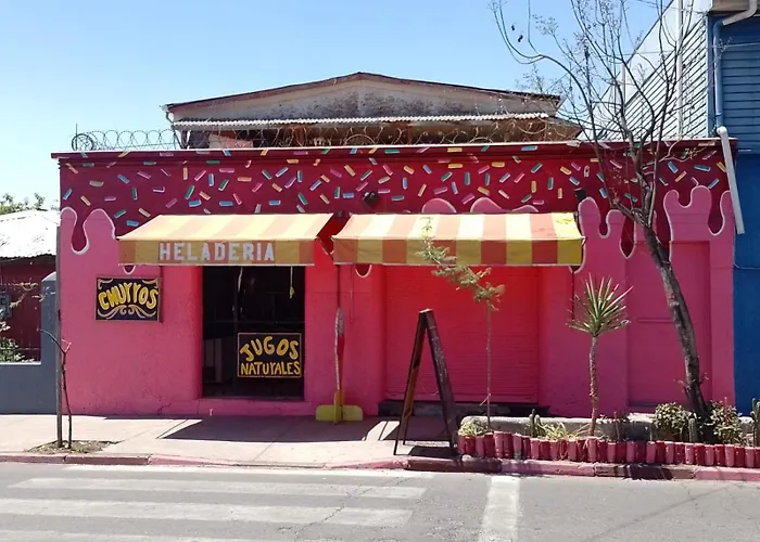 Casa Rosa Hostel