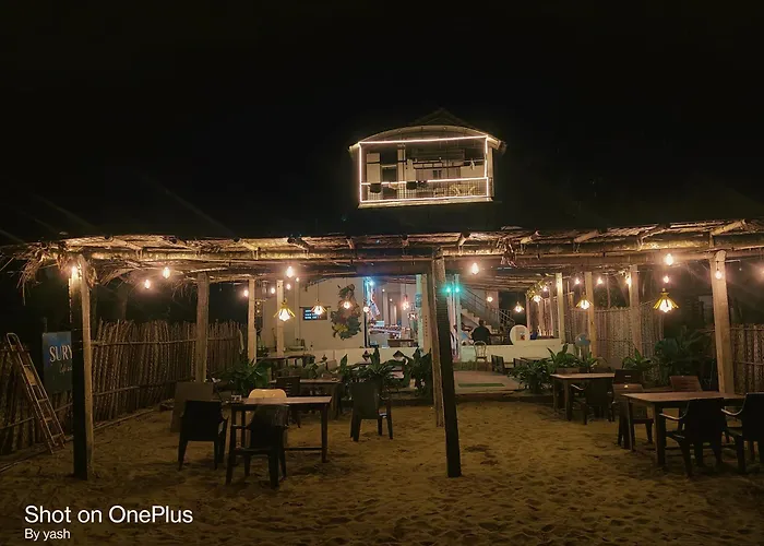 Surya Cafe And Stay Sea View