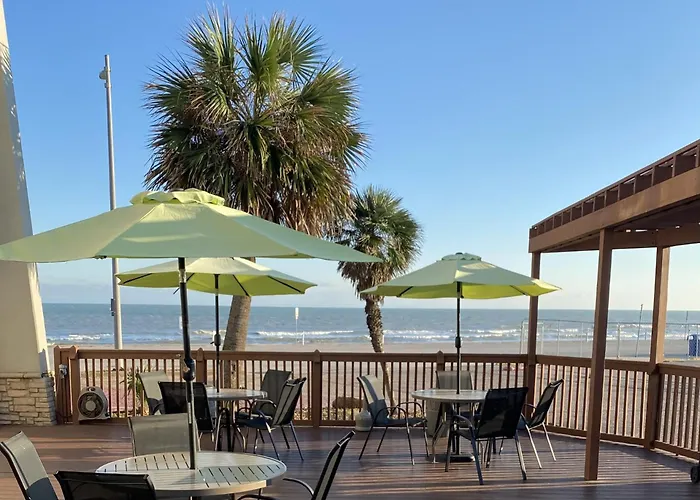 Cheap hotel: Wingate By Wyndham Galveston Beachfront At The Seawall