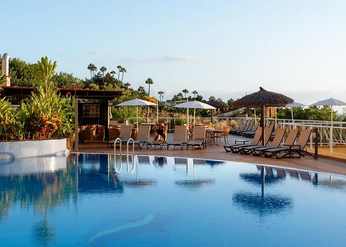 Hotel with view: Wyndham Residences Costa Adeje