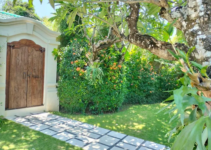 Villa Frangipani