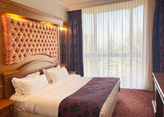 Hotel Russia