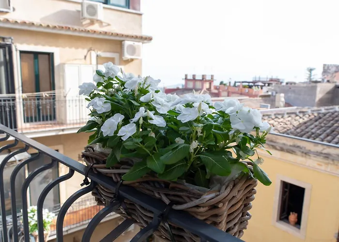 Villa D'Orville luxury suites Taormina