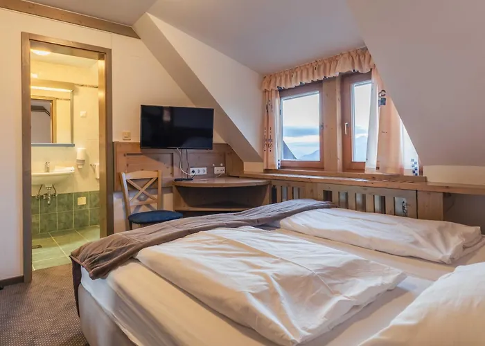 Hotel Krvavec