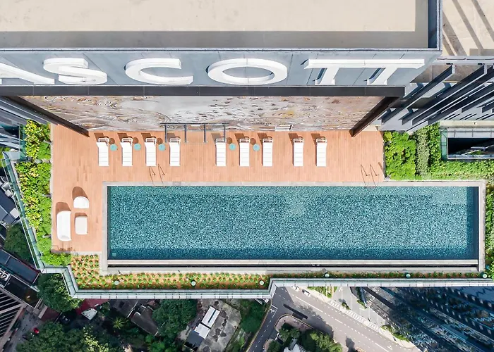 Hotel with view: 